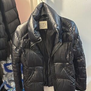 S13 Women's Shiny Black Puffer Jacket